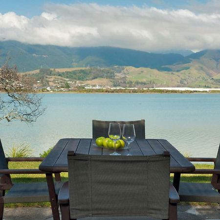 Villa Monaco Waterside Magic Nelson Exterior foto